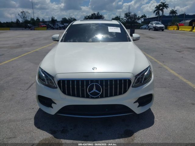 WDDZF4JB2HA068776 Mercedes-Benz E 300