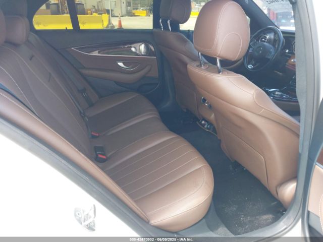 WDDZF4JB2HA068776 Mercedes-Benz E 300