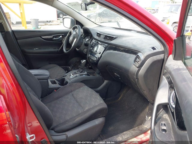 JN1BJ1CRXHW132751 Nissan 2017