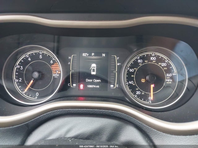 1C4PJLCB1HW640544 Jeep 2017