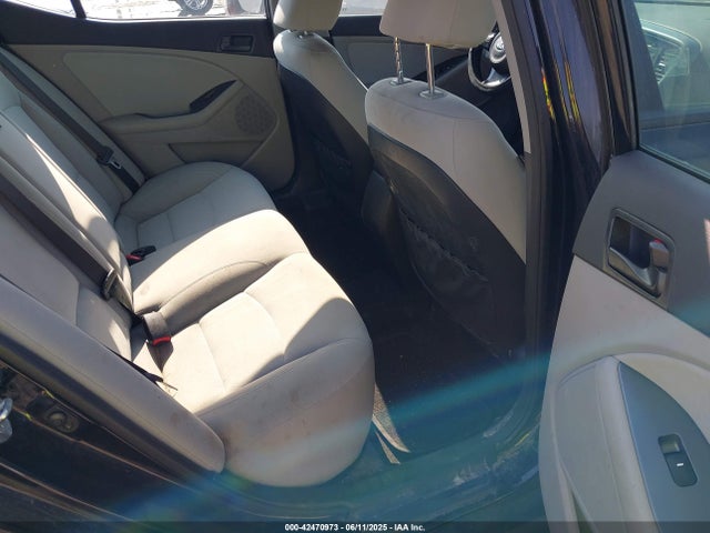 5XXGM4A73EG326242 KIA Optima Lx