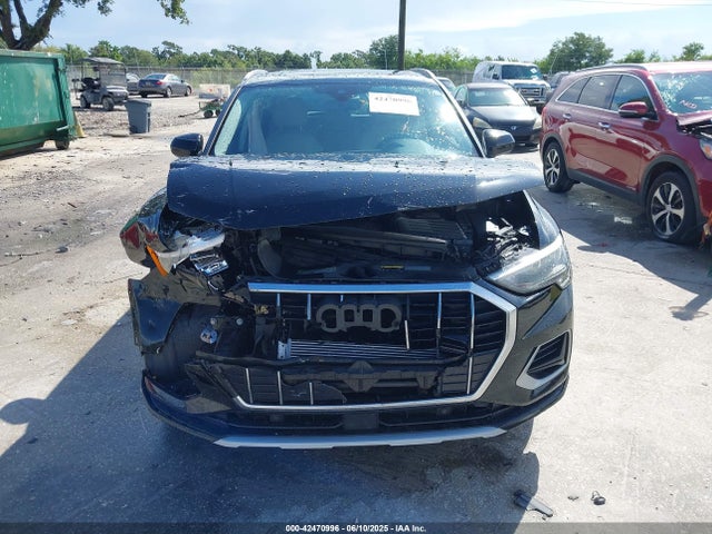 WA1AECF33L1026593 Audi Q3