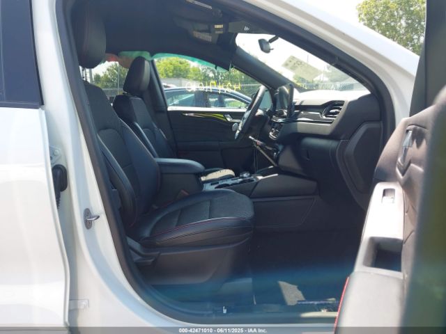 2023 FORD ESCAPE 1FMCU9MN6PUA53781 Photo 4