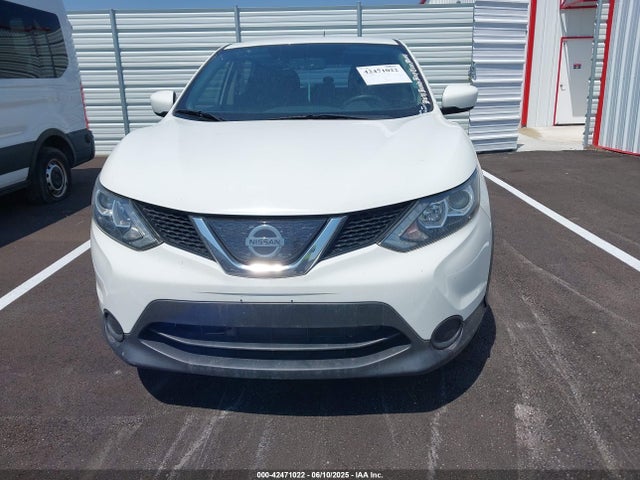 JN1BJ1CR5KW314655 Nissan Rogue Sport S