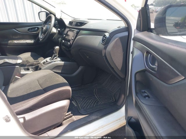 JN1BJ1CR5KW314655 Nissan Rogue Sport S