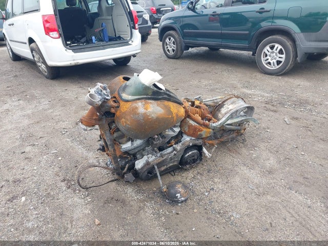 1HD1YNJ14JC058984 Harley-Davidson LOW RIDER