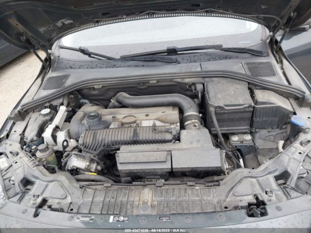 2015 VOLVO V60 YV1612SB3F1192139 Photo 9
