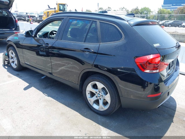 BMW 2014 2014 WBAVM1C52EVW52357 Image 3