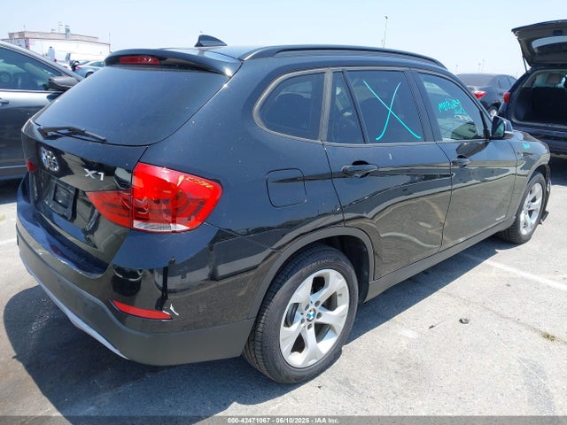 BMW 2014 2014 WBAVM1C52EVW52357 Image 4