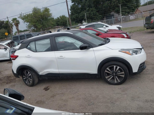 3N1CP5CU5JL524174 Nissan 2018