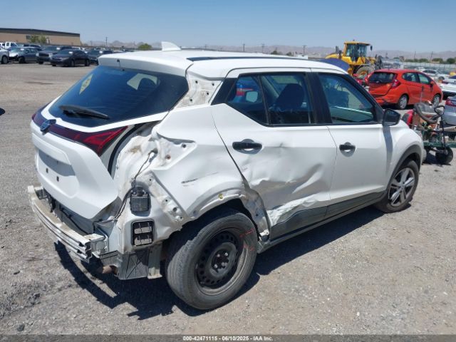 2021 NISSAN KICKS 3N1CP5BV6ML464310 Photo 3