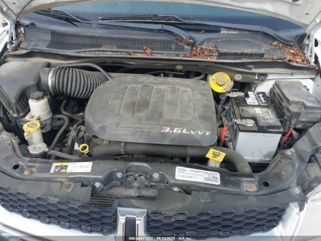 2C4RDGCG9GR329034 Dodge Grand Caravan Sxt