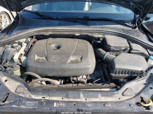 2017 VOLVO XC60 YV440MRU6H2132241 Photo 9