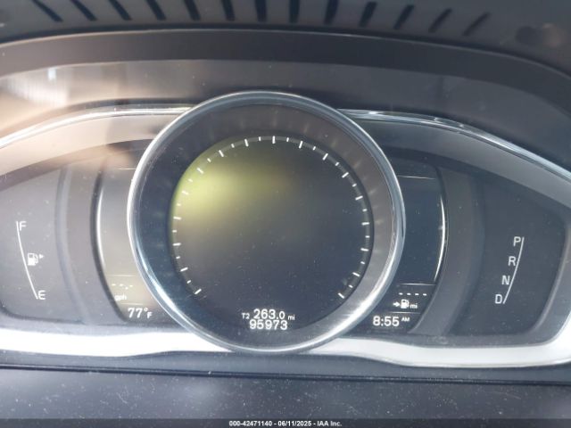 2017 VOLVO XC60 YV440MRU6H2132241 Photo 6