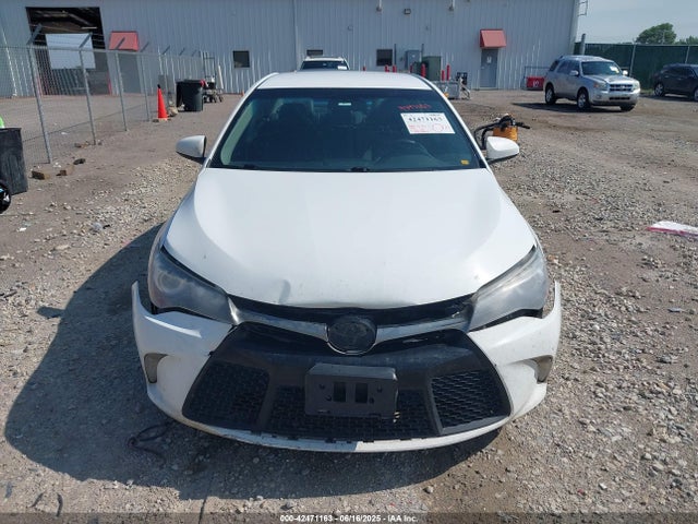 4T1BF1FKXHU764976 Toyota 2ar-fe