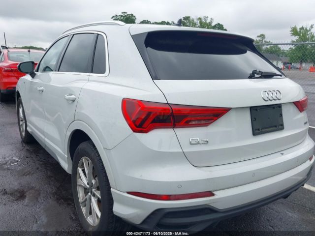 2024 AUDI Q3 WA1EECF34R1033594 Photo 2