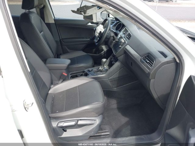 2021 VOLKSWAGEN TIGUAN 3VV2B7AX5MM057743 Photo 4