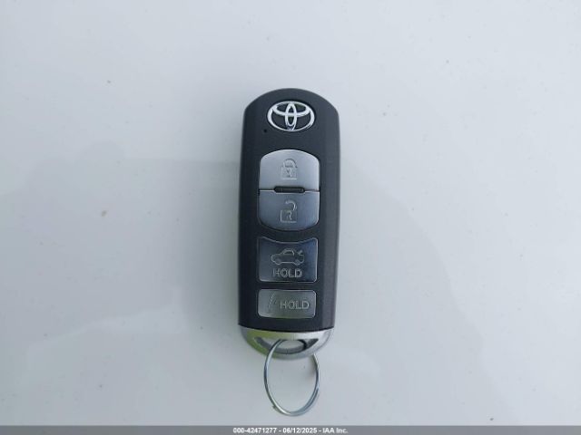 3MYDLBYV0HY184752 Toyota p5v