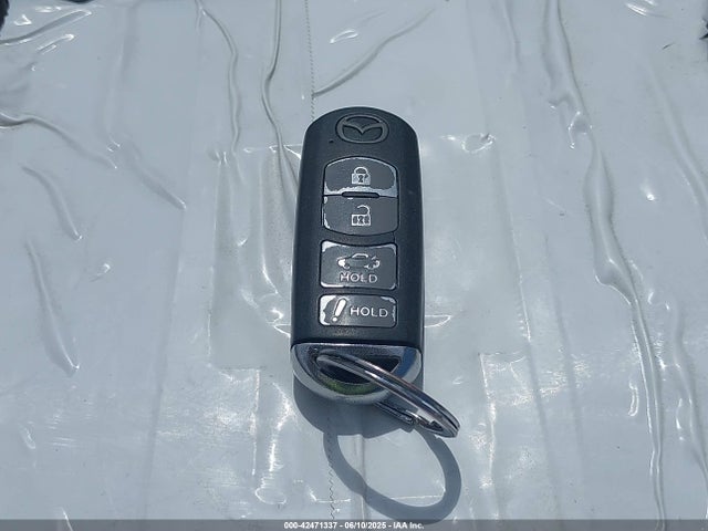 JM1GJ1U59G1415636 Mazda py