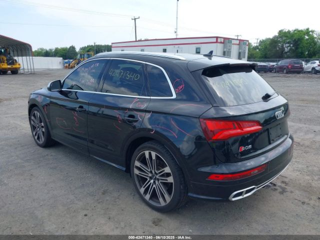2018 AUDI SQ5 WA1A4AFYXJ2169180 Photo 2