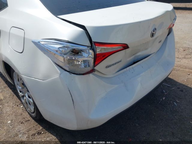 5YFBURHE3JP766765 Toyota COROLLA LE