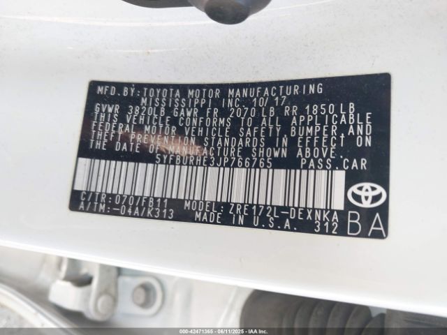 5YFBURHE3JP766765 Toyota COROLLA LE