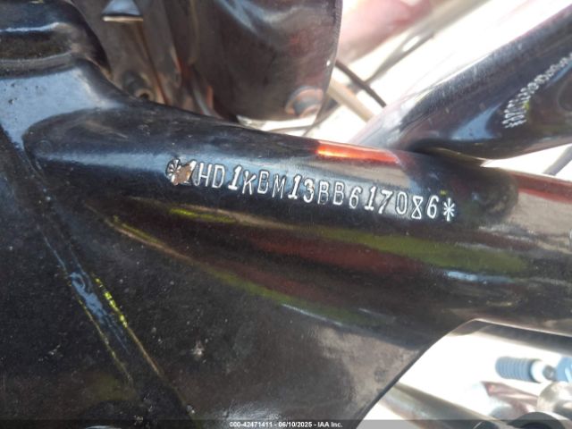 2011 HARLEY-DAVIDSON FLHX 1HD1KBM13BB617086 Photo 9