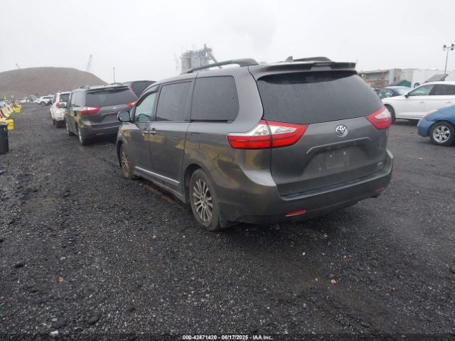 2018 TOYOTA SIENNA 5TDYZ3DC6JS930546 Photo 2