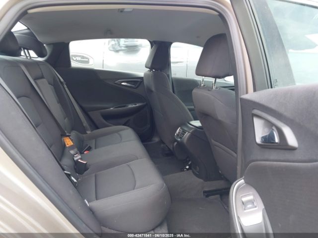 1G1ZD5ST0PF249009 Chevrolet Malibu Fwd 1lt