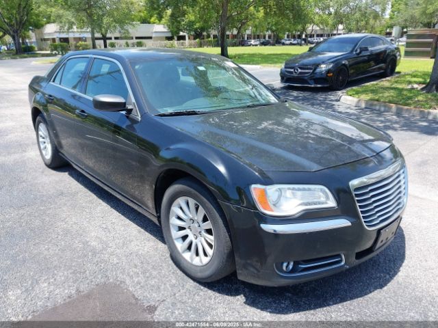 2014 CHRYSLER 300 2C3CCAAG4EH141716