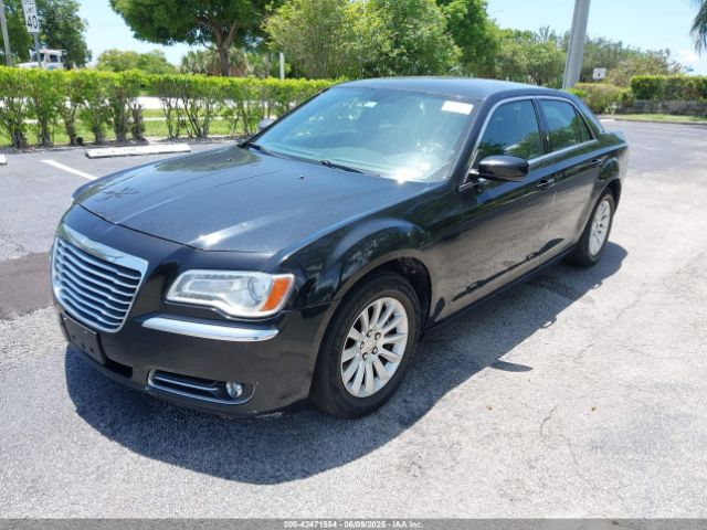 2014 CHRYSLER 300 2C3CCAAG4EH141716 Photo 1