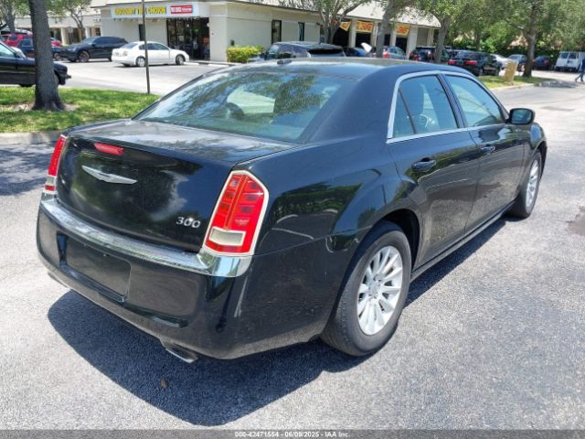 2014 CHRYSLER 300 2C3CCAAG4EH141716 Photo 3