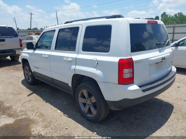 2016 JEEP PATRIOT 1C4NJPBAXGD711368 Photo 2