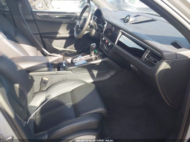 2024 PORSCHE MACAN WP1AA2A51RLB04370 Photo 4