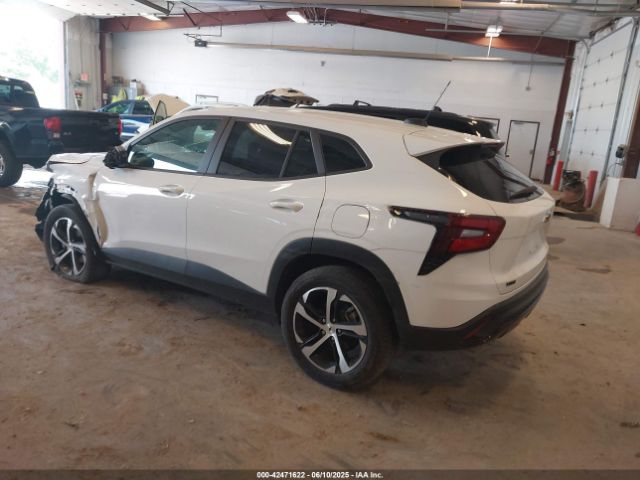 2024 CHEVROLET TRAX KL77LGE27RC201833 Photo 2