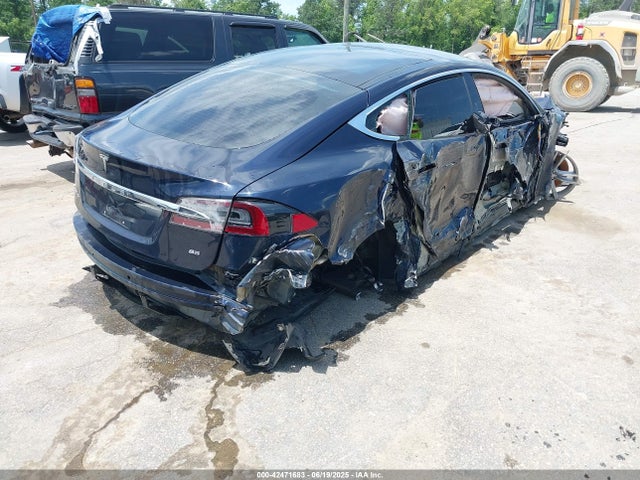Tesla MODEL S 2014 5YJSA1H19EFP40275 Image 4