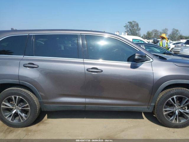 5TDZZRFH6KS311902 Toyota Highlander Le Plus