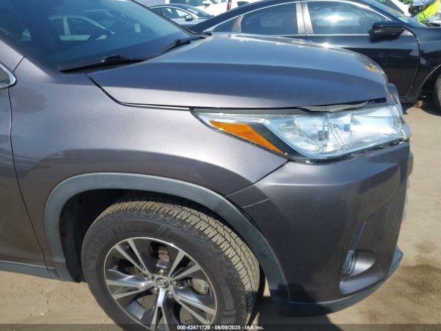 5TDZZRFH6KS311902 Toyota Highlander Le Plus