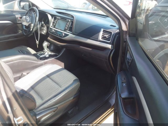 5TDZZRFH6KS311902 Toyota Highlander Le Plus