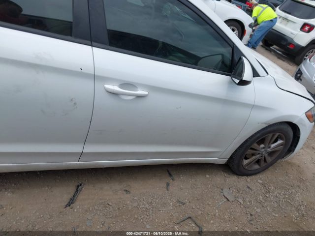 5NPD84LF4HH033583 Hyundai ELANTRA SE