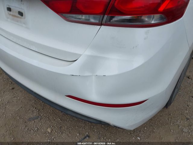 5NPD84LF4HH033583 Hyundai ELANTRA SE