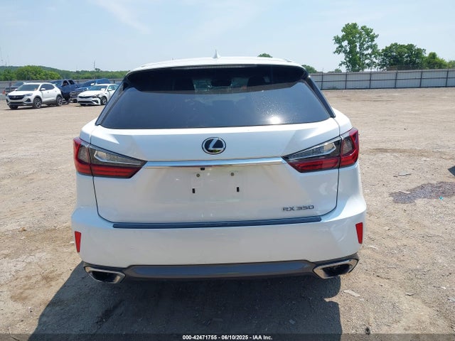2T2BZMCA7HC103598 Lexus 2017