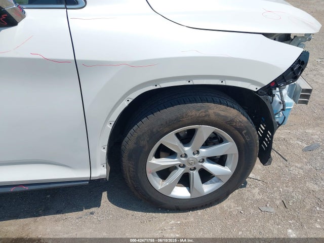 2T2BZMCA7HC103598 Lexus 2017