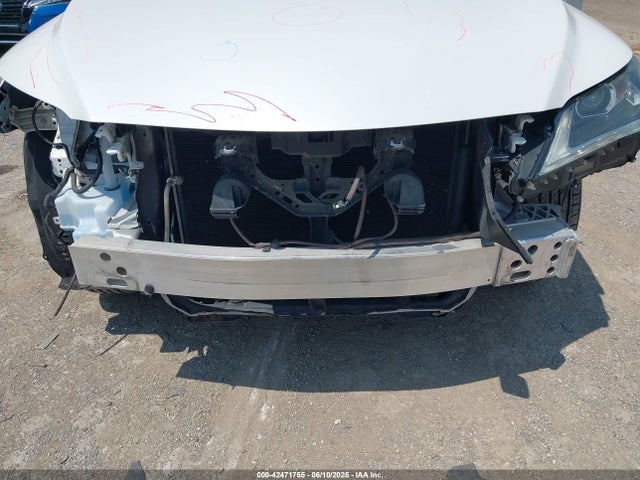 2T2BZMCA7HC103598 Lexus 2017
