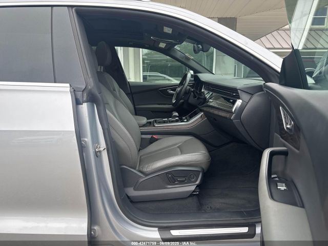 2019 AUDI Q8 WA1BVAF19KD030815 Photo 4