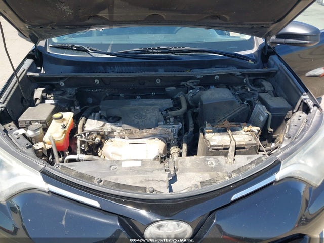 Toyota 2ar-fe 2018 2T3ZFREV8JW437238 Image 10