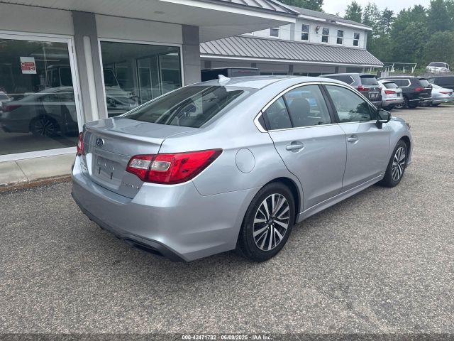 4S3BNAF67K3027967 Subaru Legacy 2.5i Premium