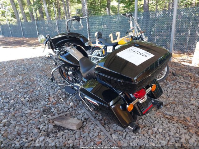 2022 HARLEY-DAVIDSON FLHR 1HD1FBC17NB600611 Photo 2