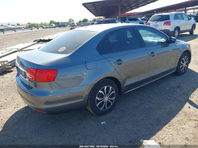 3VW2K7AJXEM256425 Volkswagen Jetta