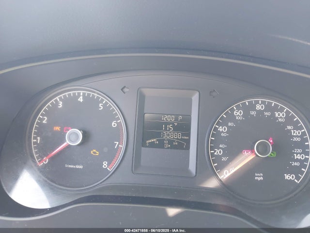 3VW2K7AJXEM256425 Volkswagen Jetta